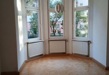 Repräsentative,lichtdurchflutete 4 Zimmer-Villen-Altbauwohnung in Eisenach