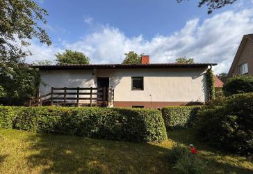 Attraktiver Bungalow im grünen wartet auf Ihre Gestaltungsideen!
