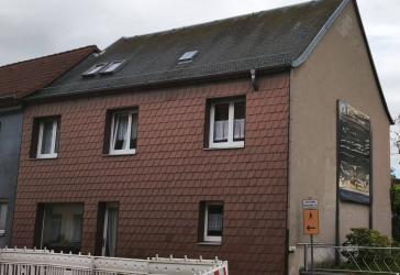 Einfamilienhaus mit Ladengeschäft