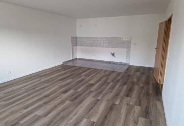 Frisch sanierte 2-Raum-Wohnung mit Balkon