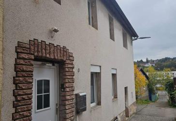Einfamilienhaus mit Einliegerwohnung, Terrasse, Garage und Ausbaureserve im DG, Ottweiler Altstadt
