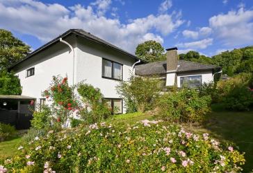 Northeim: Architektenhaus in bester Lage!