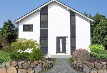 Sehr geräumig mit 8 Zimmern und ca. 156 qm Wohnfläche - günstiger als eine Wohnung!
