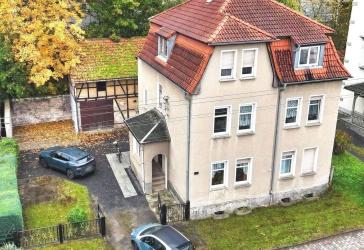 Solide Kapitalanlage in Pößneck - voll vermietetes Mehrfamilienhaus mit 3 Wohneinheiten