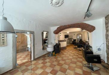 Stylischer Salon am Markt sucht nach neuen Ideen!