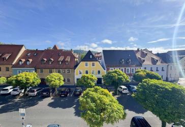 Helle 2-Zimmer-Wohnung mit Loggia in bester Altstadtlage