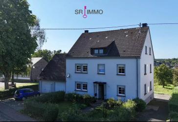 Gepflegtes Mehrfamilienhaus mit großem Grundstück, 3 Wohneinheiten und vielseitigen Nutzungspotenzial