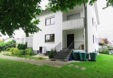 Einfamilienhaus mit Doppelgarage in bevorzugter und sehr ruhiger Wohnlage von Landau
