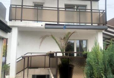 Chic & modern: Doppelhaushälfte mit Garten und vermietbarem 2-ZKB-Apartment