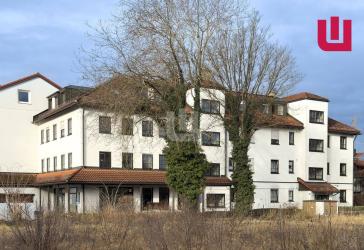WINDISCH - Attraktive Wohnung mit 4 Zimmern im Herzen von Puchheim - aktuell als Büro genutzt