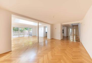 Besondere Maisonette im Herzen des Klinikviertels - stilvoll,modern,einzigartig -