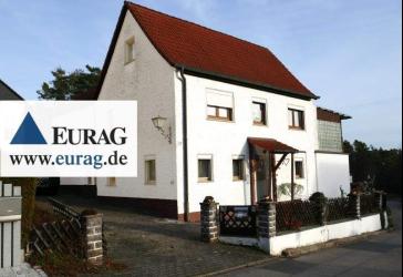 Georgensgmünd-Mäbenberg: Einfamilienhaus mit 4-6 Zi, Balkon, Garten, Doppelgarage, Photovoltaik