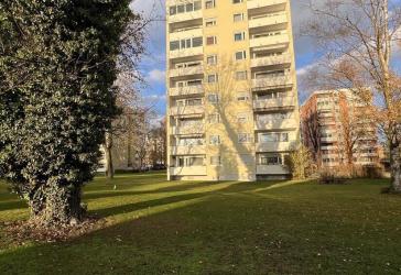 Stylisch, saniert & mit Fernblick - Moderne 2 Zimmer-Wohnung in Top-Lage