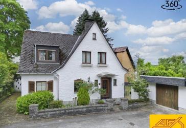 Einfamilienhaus mit Charme: Sauna und sonnige Terrasse in Arnsberg!