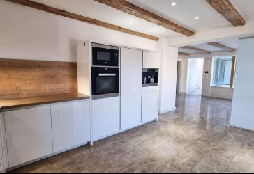 Barrierearmer Wohntraum mit Aufzug & Dachterrasse - Haus im Haus!