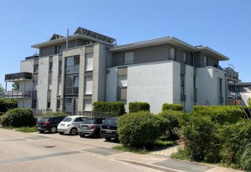 ** RESERVIERT** Penthouse mit Aufzug & 2 TG-Stellplätzen in Tamm
