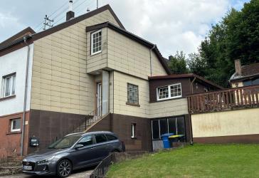 Familienfreundliches, teilrenoviertes Haus mit Garten in Nalbach-Körprich
