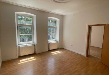 + + + 3 ZKB WOHNUNG ZU VERMIETEN IN DER LANDAUERSTR. IN PIRMASENS + + +