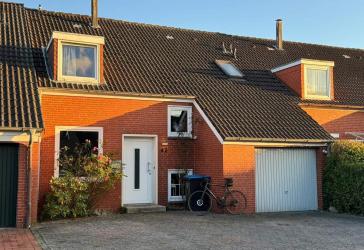 Gepflegtes Reihenhaus in günstiger Wohnlage in Leer-Heisfelde