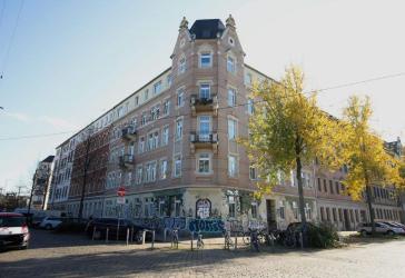 Frei werdende 3,5 Zimmer Maisonette im Denkmalensemble mit Möglichkeit zur Gartenpacht
