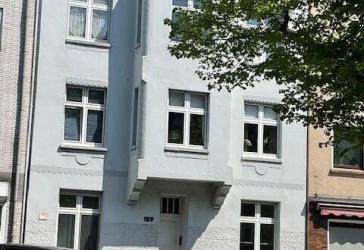 15 fach ! Vermietungsselbstläufer-Kapitalanlage in Uninähe ! Bahnhofsnähe,Schönes Jugendstilgebäude mit 10 gut vermietbaren Wohnungen zu verkaufen.