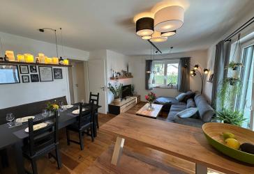 Neuwertige 2-Zimmer Erdgeschosswohnung mit Garten in Eglsee
