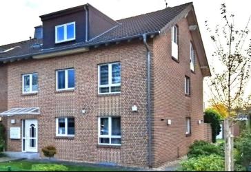 Moderne, helle Dachgeschosswohnung in beliebter Wohnlage von Neuss-Rosellerheide