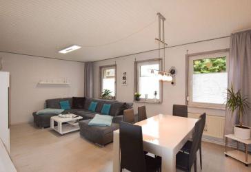 Charmantes Zuhause mit Einliegerwohnung und Gartenidylle!
