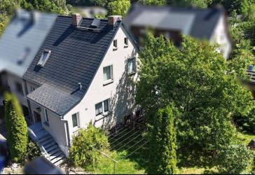 Charmante Doppelhaushälfte mit Potenzial - viel Platz für Ihre Wohnideen