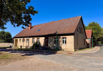 HORN IMMOBILIEN ++ großes Haus bei Carmzow bei Prenzlau, sehr ruhige Lage