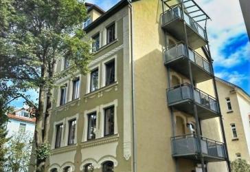 Renditestarkes Mehrfamilienhaus - Stilvoll saniert, voll vermietet, mit Einzelgrundbüchern