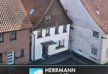 Traditionelles Einfamilienhaus in ruhiger und zentraler Lage in Springe