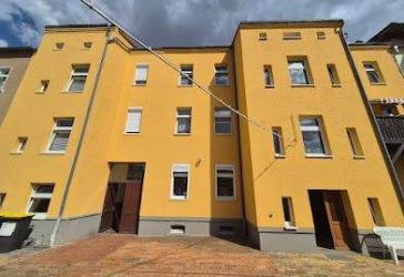 40 / 96 Erbschaftsanteile an zwei Wohn- und Geschäfshäusern in Lindenthal