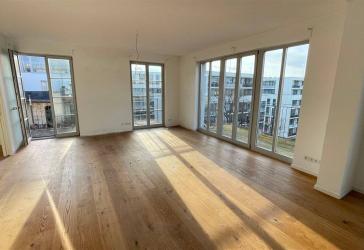BARRIEREFREI*5 SCHLAFZIMMER*GR. WOHN-/ESSBEREICH*3TERRASSEN*LIFT*STELLPLATZ*NAHE SCHLOSSPARK