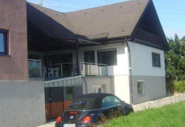 4 Zimmer Wohnung mit überdachter Terrasse