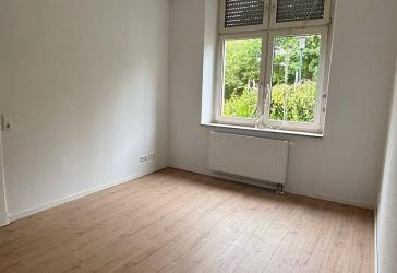 Frisch renovierte helle 58 m² Erdgeschosswohnung am Obergplatz in Krefeld – Ideal für Singles oder Paare