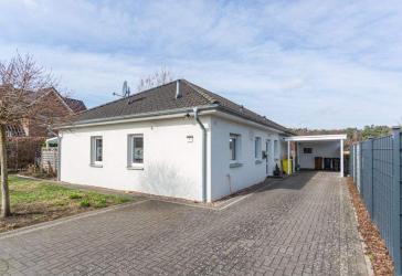 Junger Bungalow für die kleine Familie in Stuhr-Fahrenhorst!
