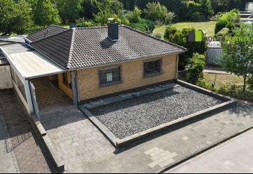 Freistehender Bungalow mit Garage in guter Lage von Aldenhoven