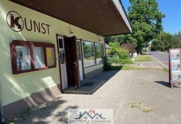 Ehemaliger Dorfkonsum zum wohnen und arbeiten in Hohenbrünzow!