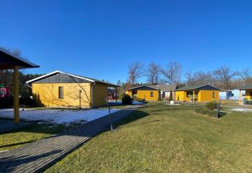 Einmalige Gelegenheit zum Neuanfang - Ferienpark mit Bungalow und Wohnhaus direkt am See