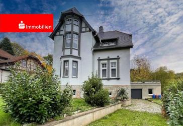 Modernes Wohnen trifft zeitlose Eleganz - großzügige Villa in Weida zu verkaufen