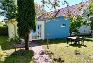 Zwei Bungalows wenige Meter vom Ostseestrand entfernt!