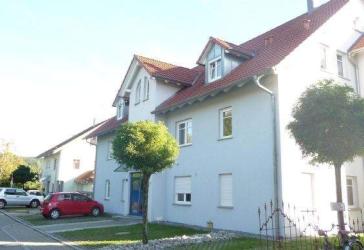 KAPITALANLAGE mit 3,5% Rendite - Moderne, architektonisch gelungene 4,5 Zi.-DG.-Mais.-Whg.