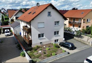Modernisiertes Mehrfamilienhaus als sichere Investition