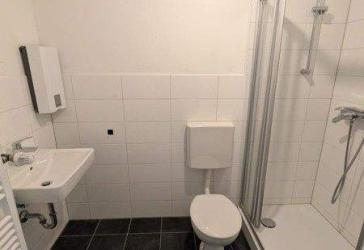 Schöne Erdgeschosswohnung mit modernem Bad ab dem 20.04.2026