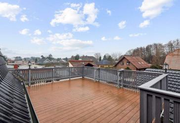 Top saniertes 2-Fam.-Haus, leerstehend zu kaufen, mit Dachterrasse & Remise