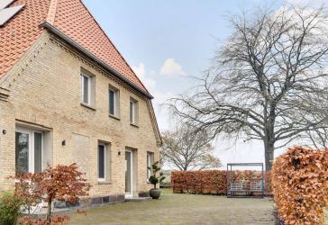 Vorschaubild Reihenendhaus