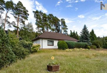 Einfamilienhaus auf großem Grundstück mit viel Potenzial!