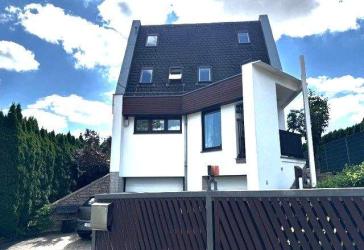 ++ ARCHITEKTEN-EFH 'UNIKAT' / TOP-WOHNLAGE / VIEL PLATZ FÜR ALLE & ALLES / SONNIGE WEITBLICK-TERRASSE / RUHIG / AM STADTWALD!++