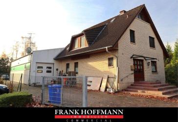 Einfamilienhaus mit Gewerbehalle in Quickborn